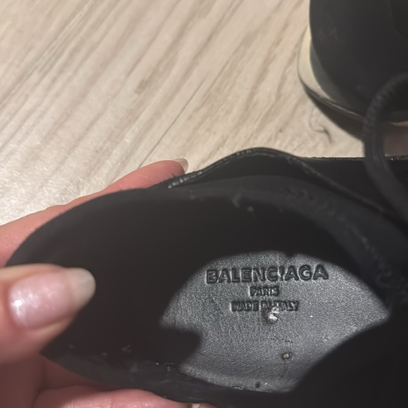 Balenciaga Paris Race Runner Sneakers - Picture 7 of 7